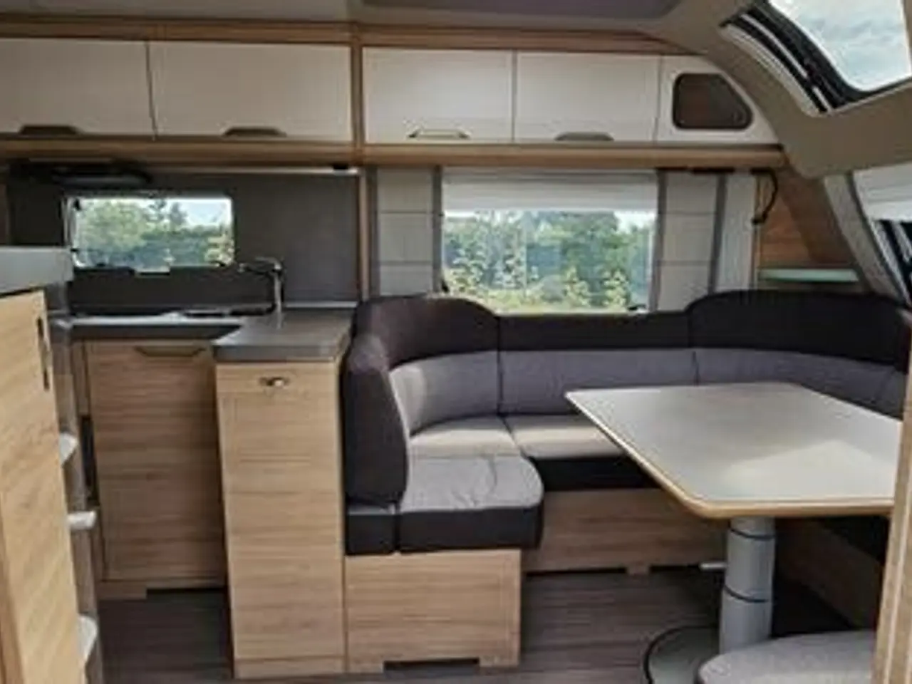 Billede 5 - Knaus Südwind 650 UX - DEMO VOGN Spar 50.000 NU 335.700