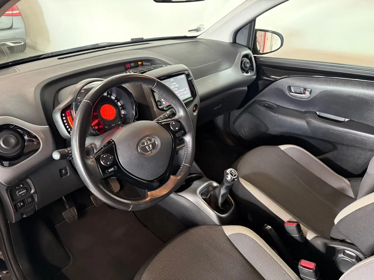 Billede 10 - Toyota Aygo 1,0 VVT-i x-pression