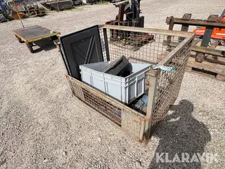 Stålbur med diverse indhold