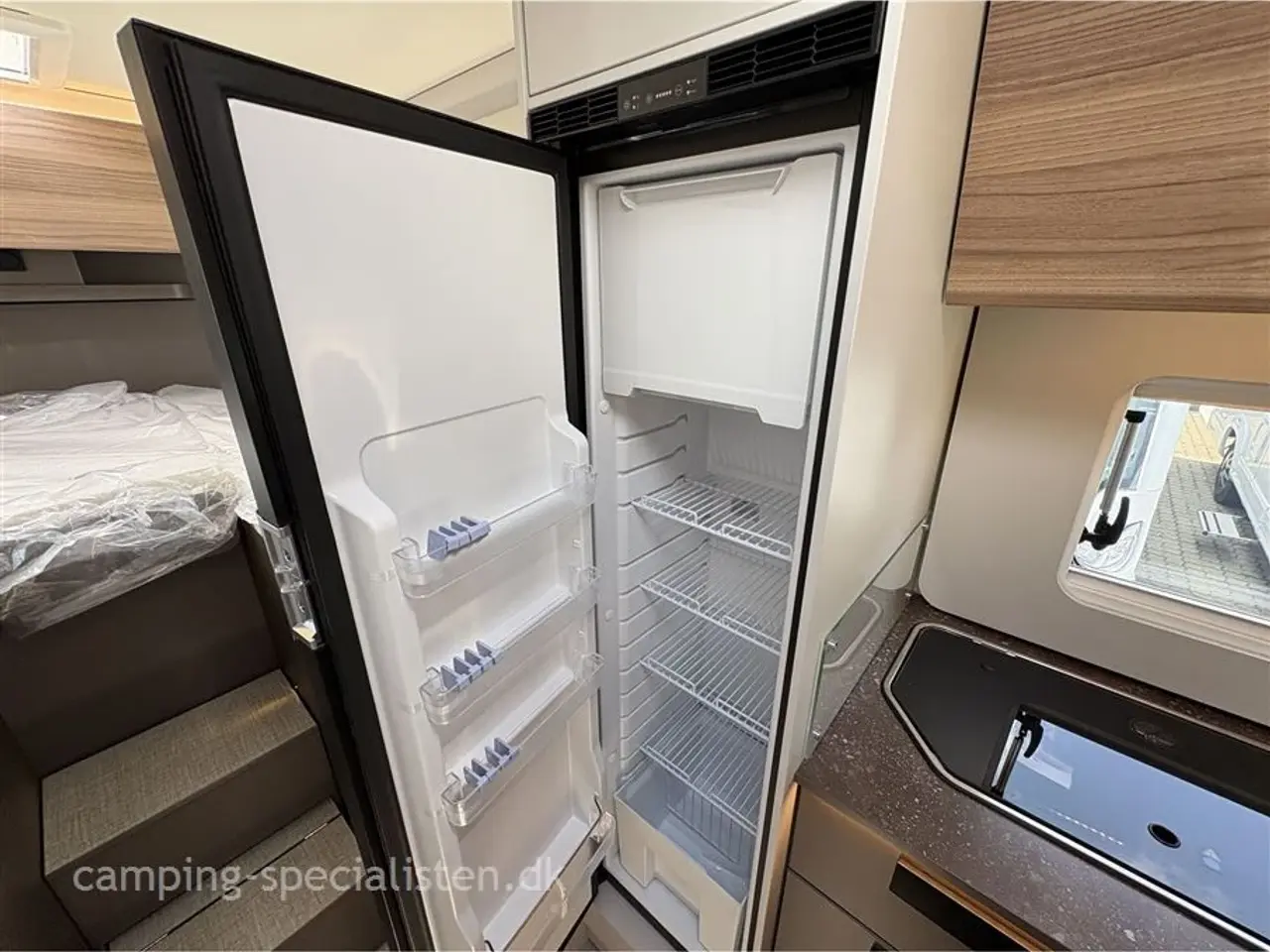 Billede 12 - 2026 - Bürstner B66 TD 690   NYHED! Bürstner B66 TD 690 2026 kampagnemodel - Kommer til forår 2026 hos Camping-Specialisten.dk
