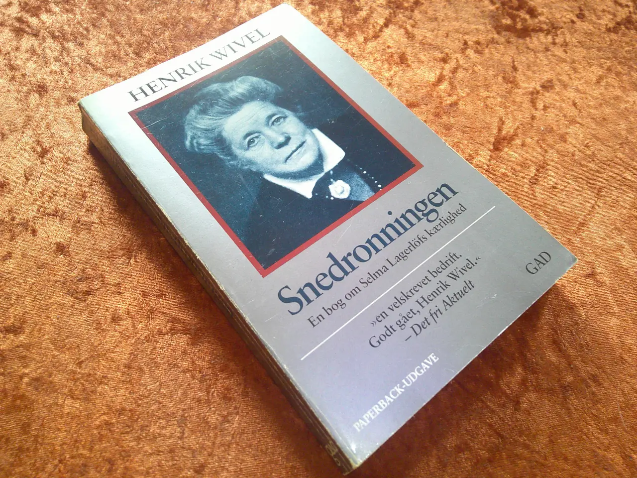 Billede 1 - Snedronningen, en bog om Selma Lagerlöfs kærlighed