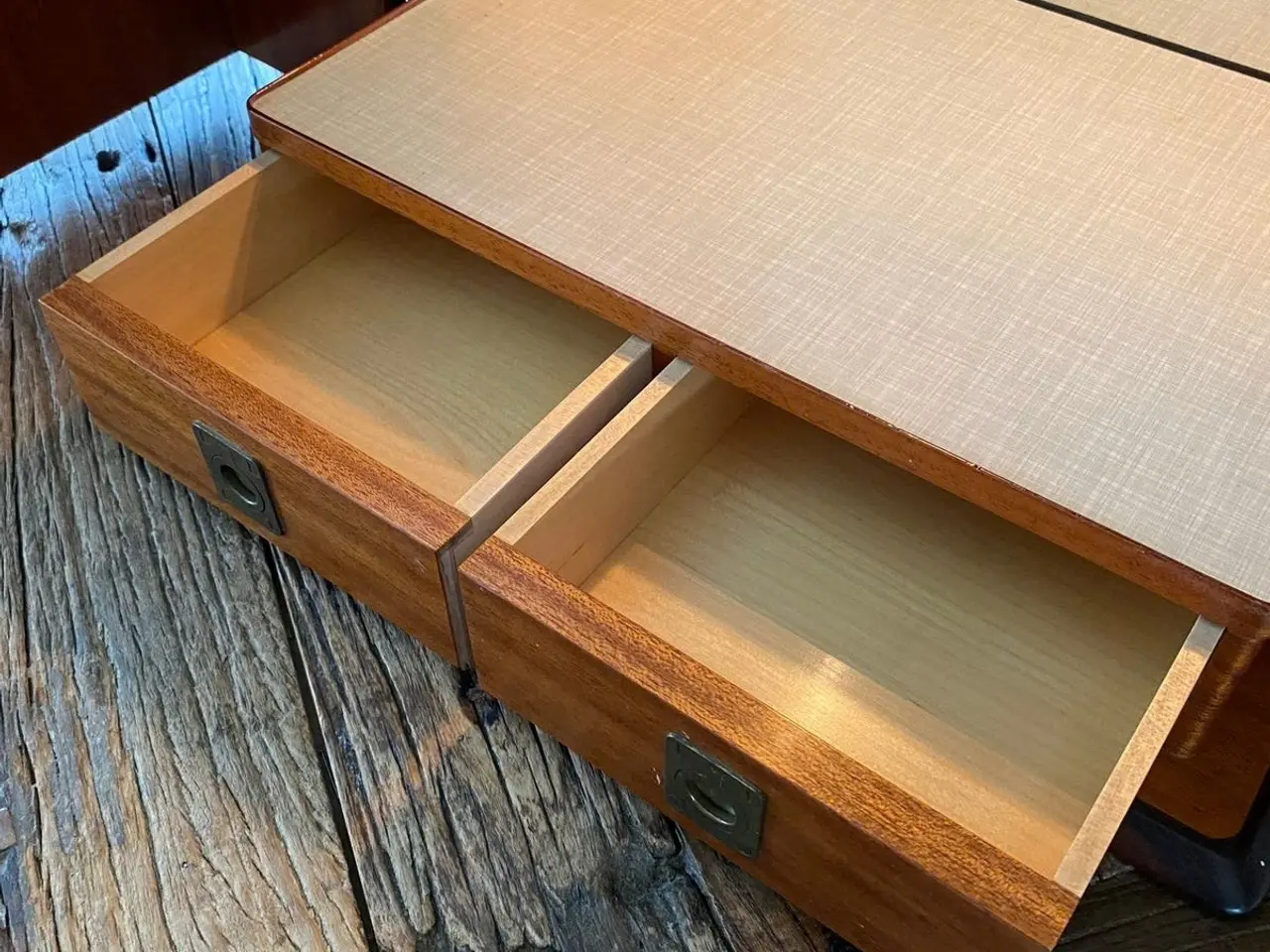 Billede 7 - Dansk vintage sminkeskab i teak