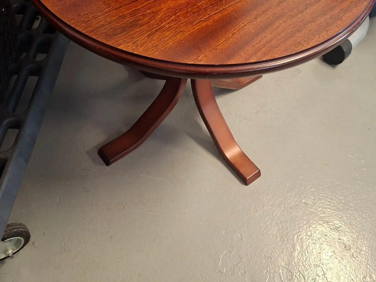 Billede 2 - Bord 60 cm i diameter