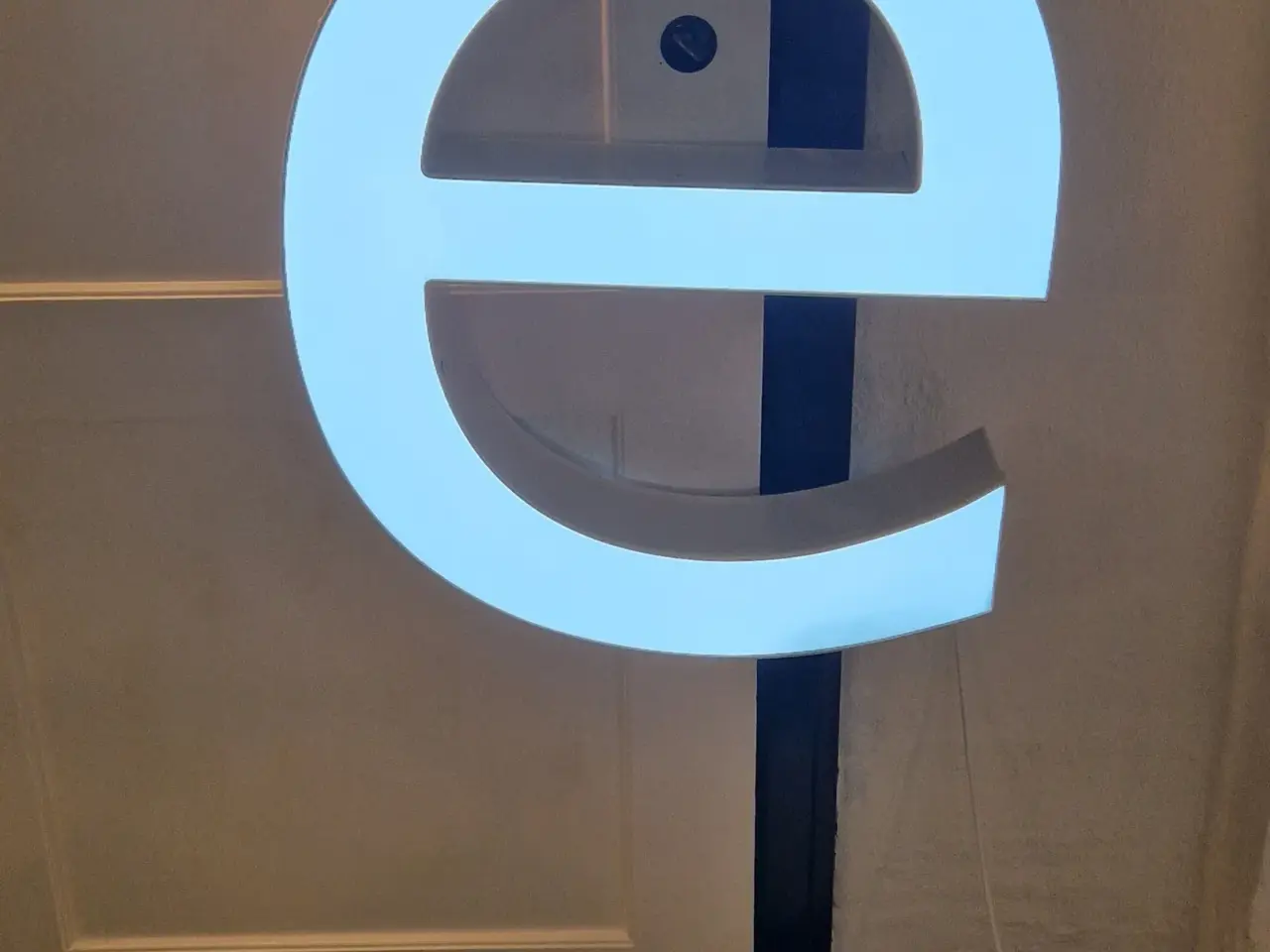Billede 1 - Lysbogstav "e"