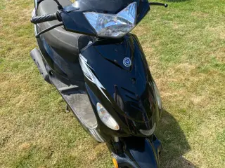 VGA Digita årgang 2014, 49cc, kørt 3885 km.