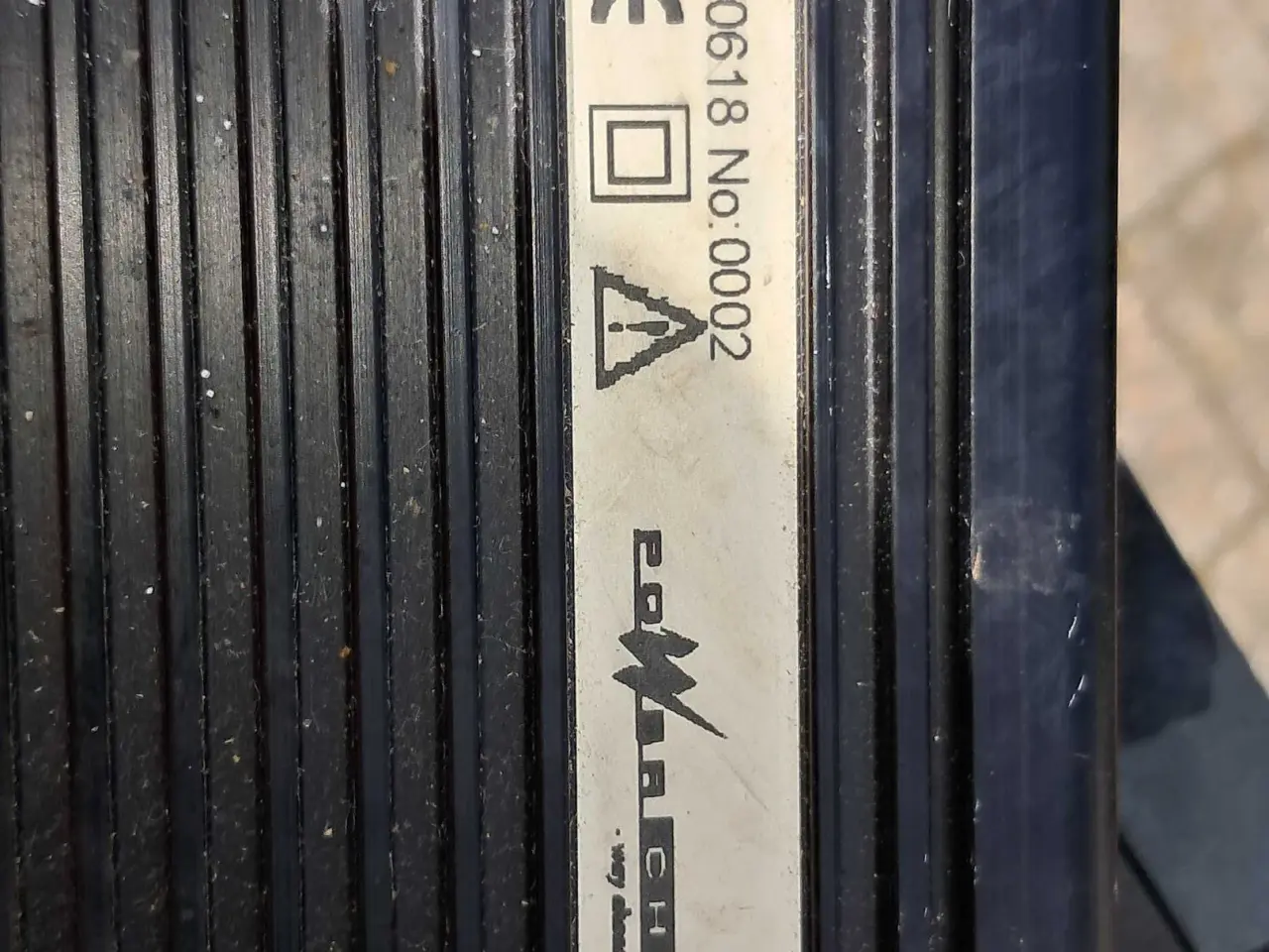 Billede 4 - Oplader til el-scooter. Kontakt 28257836