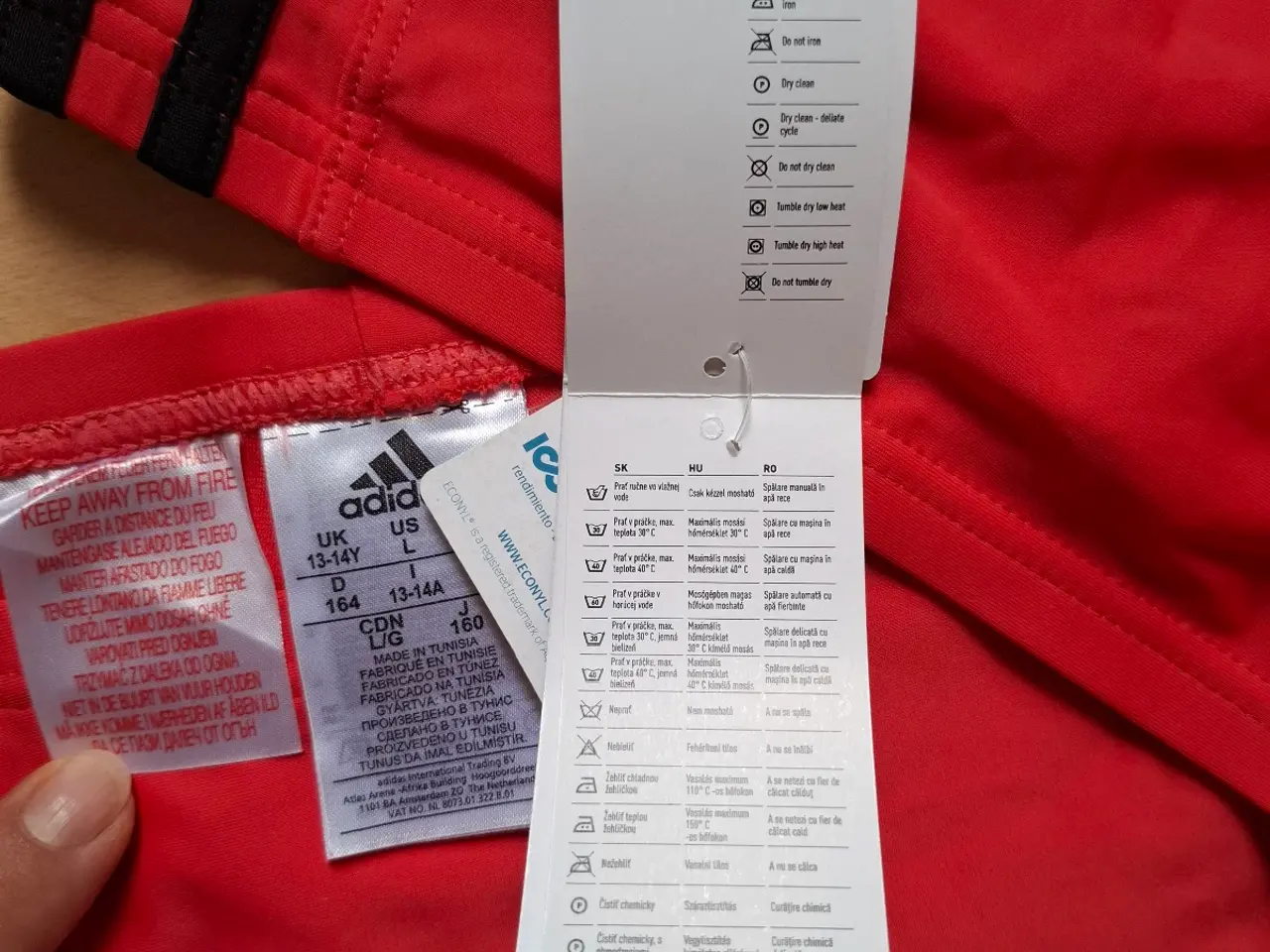 Billede 6 - Lækkert ADIDAS bikini sæt, sælges.