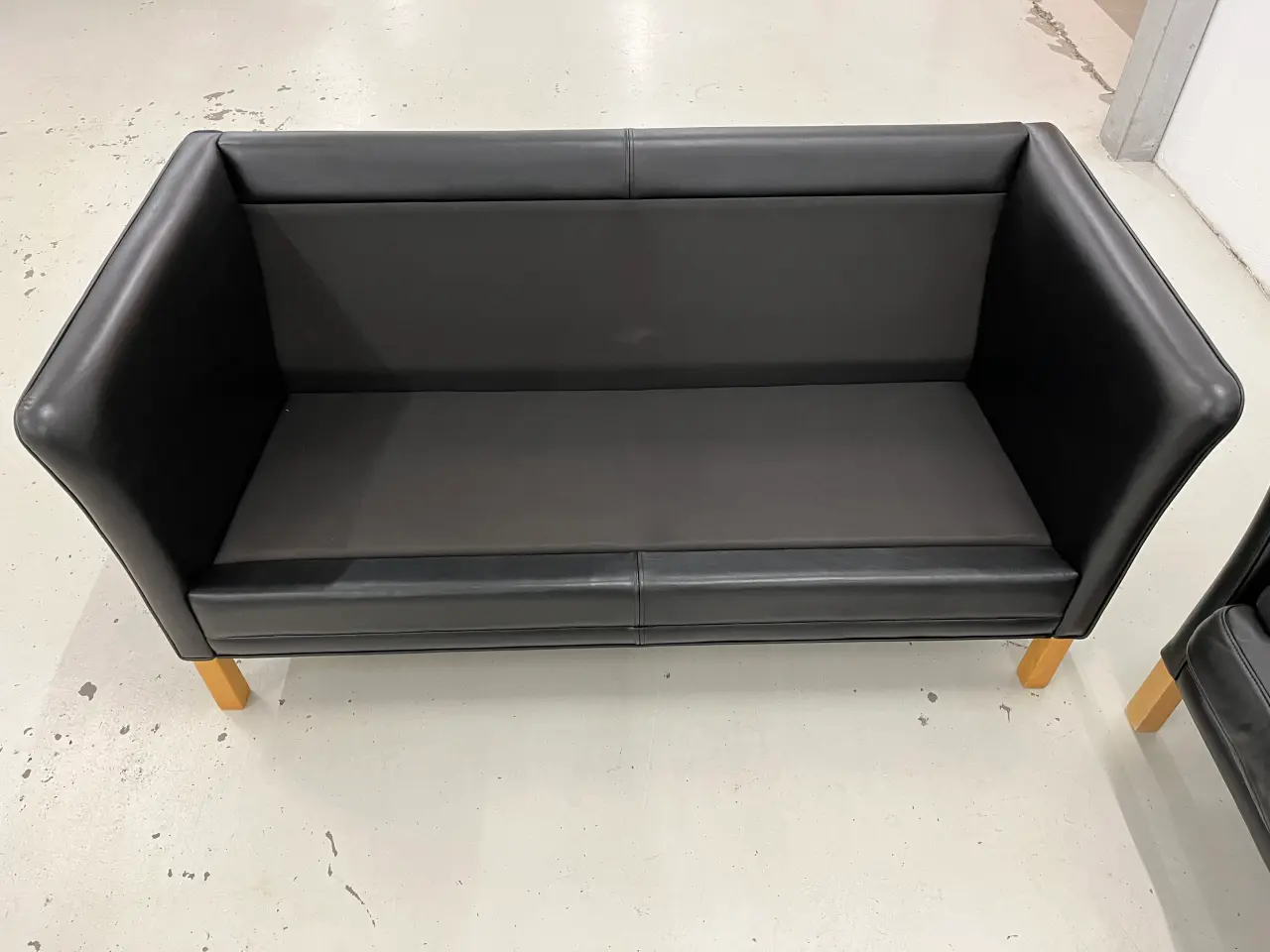 Billede 9 - Mogens Hansen MH2225 Sofagruppe i sort prestige.