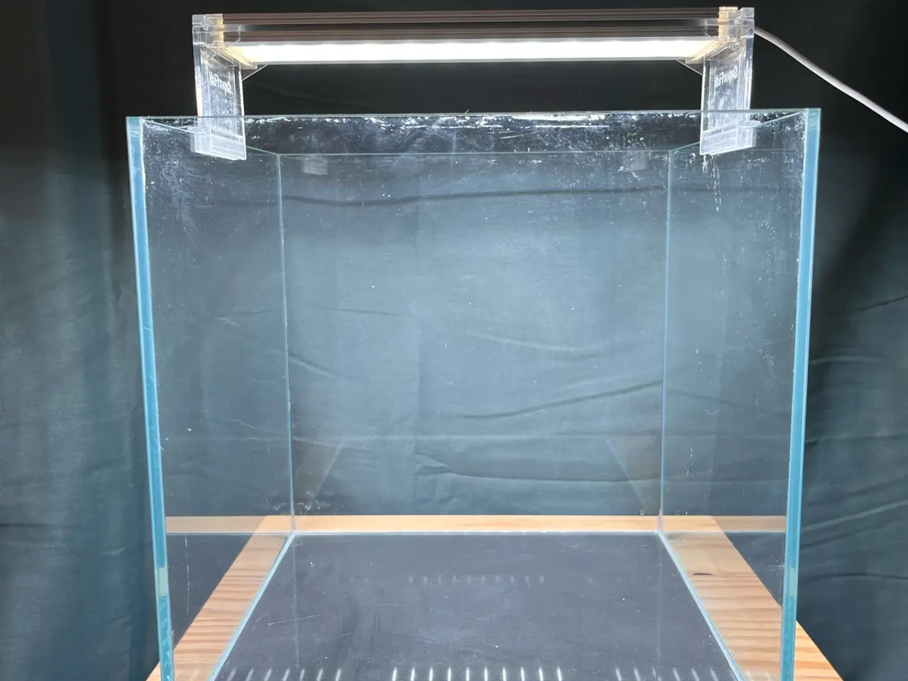 Billede 1 - Superfish Scaper Qube 25 akvarium (30x30x30 cm)