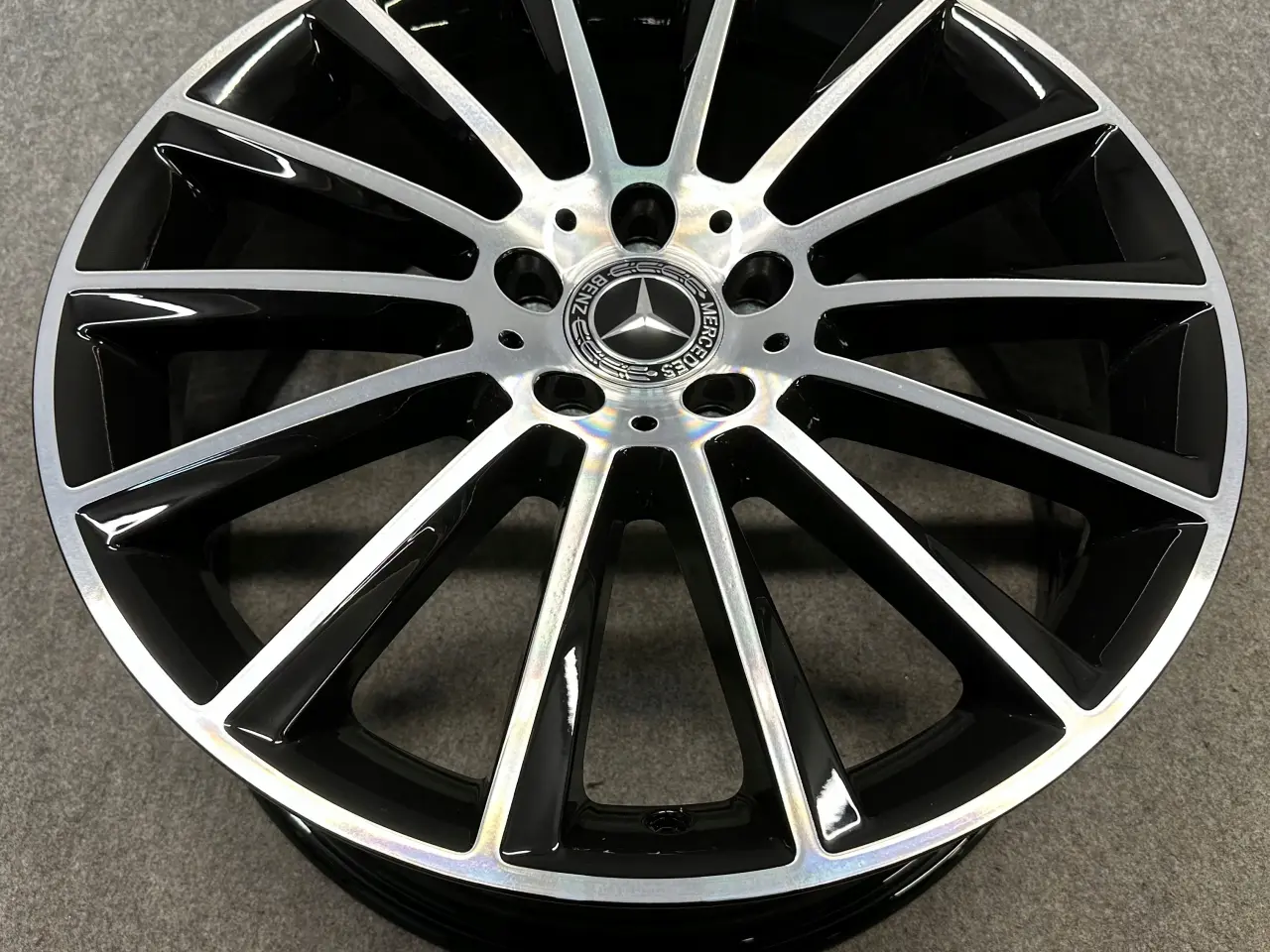 Billede 1 - ALUFÆLGE MERCEDES C 205 W205 C205 AMG 19"