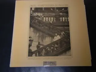 Lp - Papa Bue's