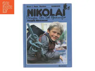 Nikolai – drengen der løb hjemmefra af Douglas Blackwood (Bog)
