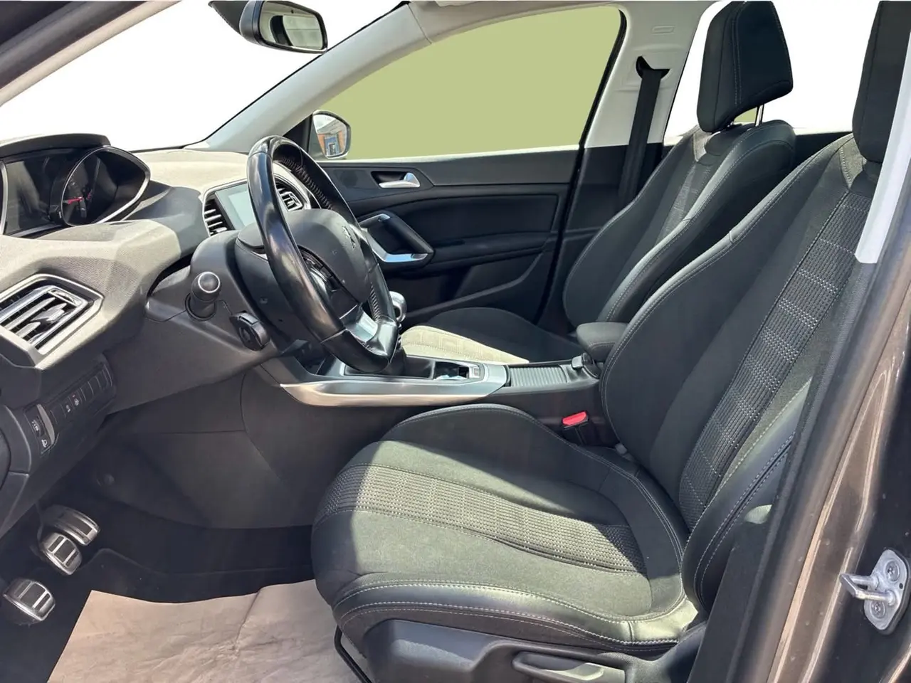 Billede 11 - Peugeot 308 1,2 e-THP 130 Allure Sky SW
