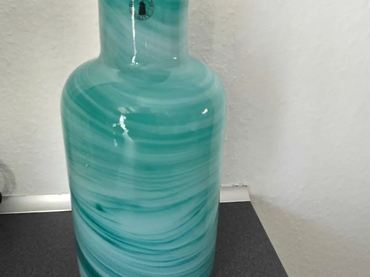 Billede 3 - Rigtig fint Håndlavet Vase 