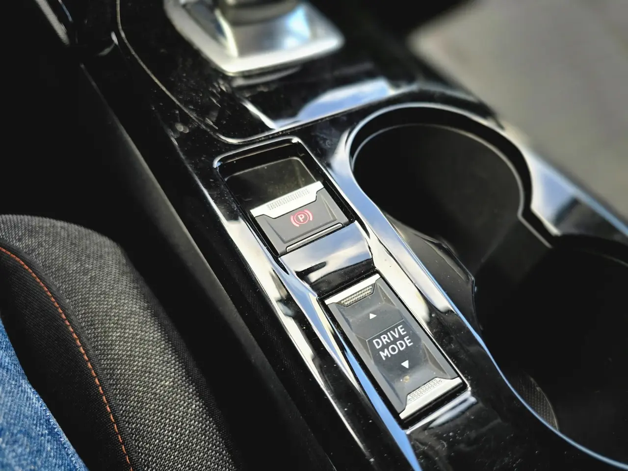 Billede 14 - Peugeot e-2008 50 Active
