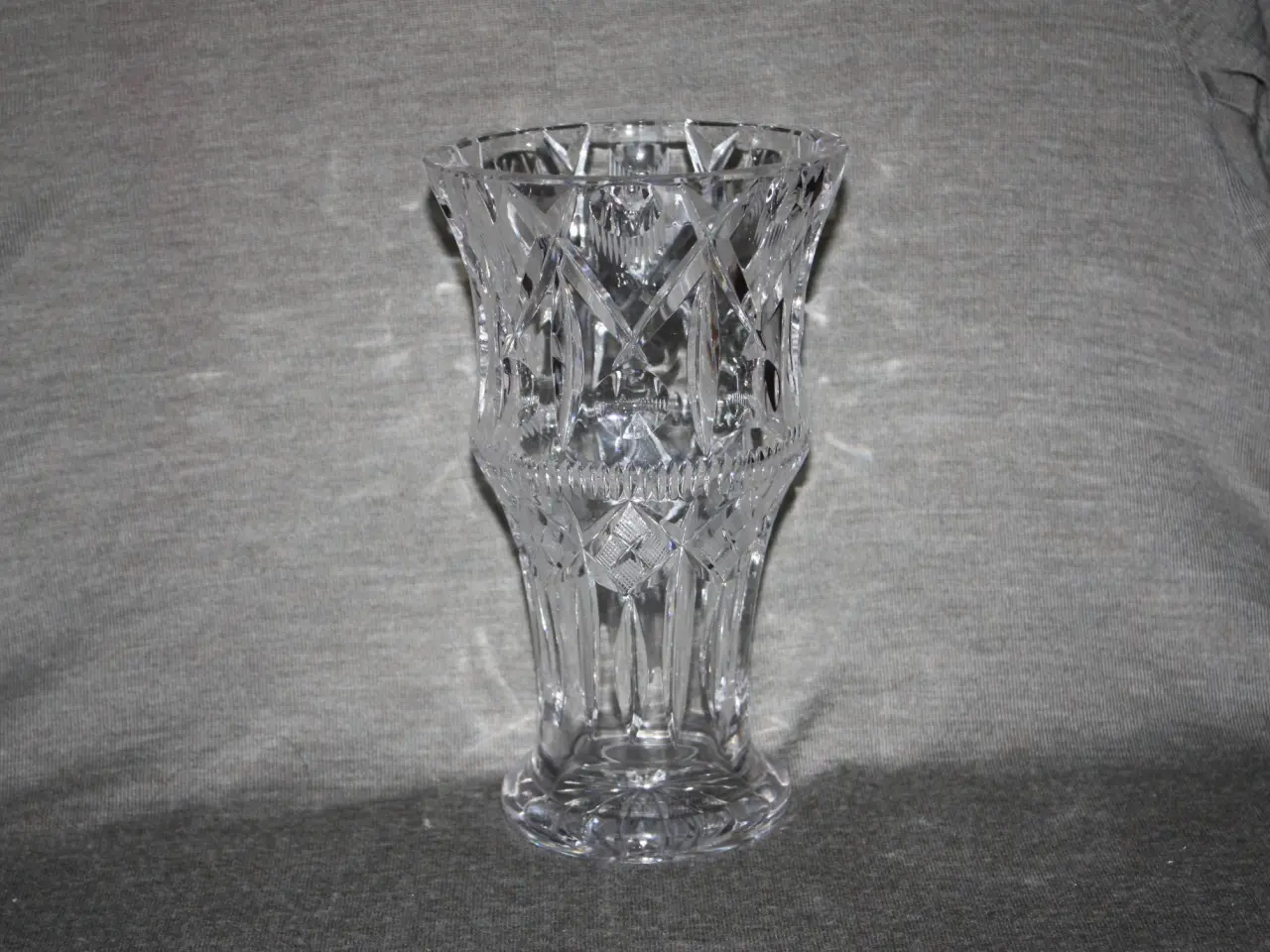 Billede 1 - Krystal vase højde 21 cm