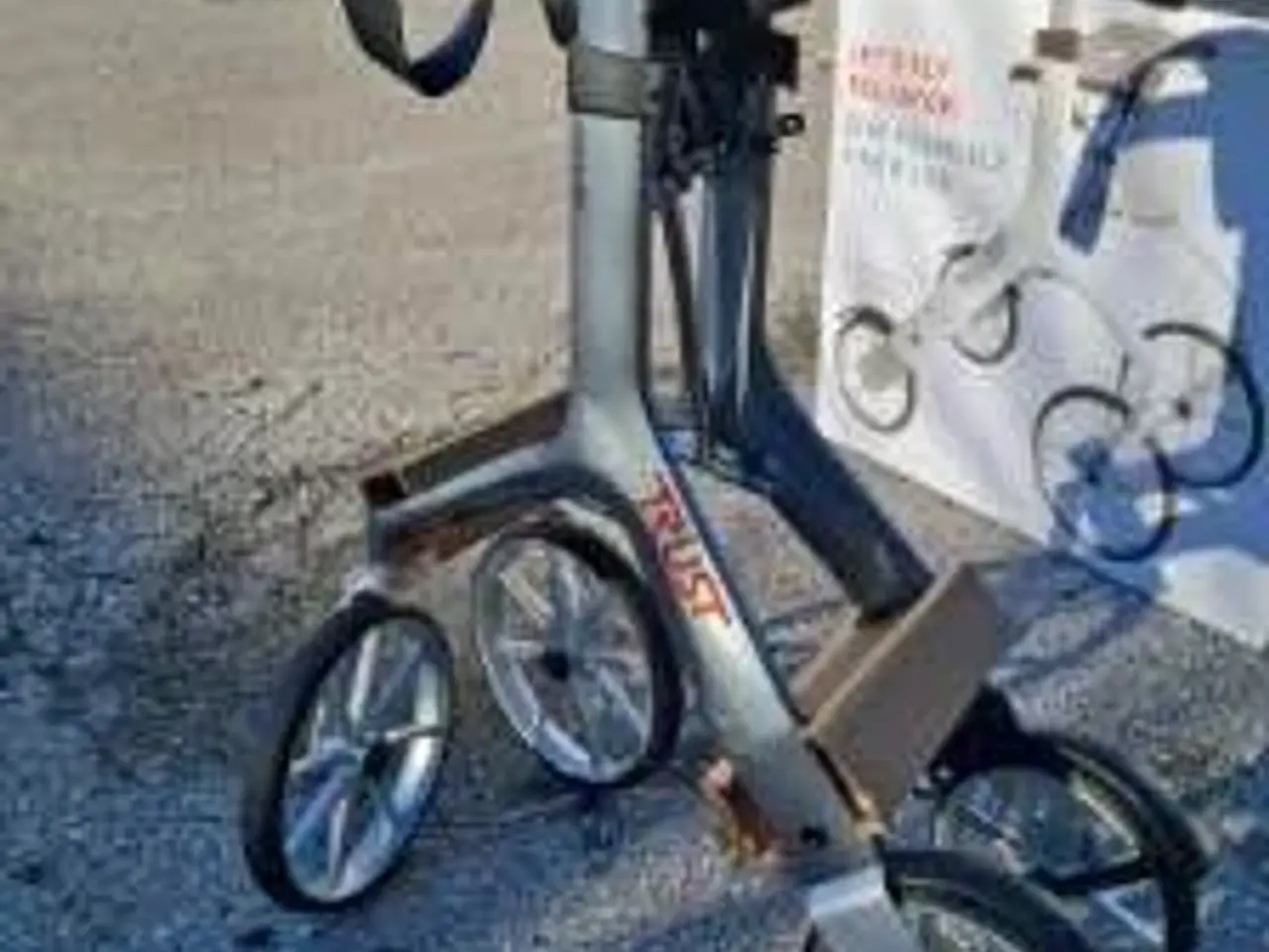 Billede 2 - Rollator, "Trust"