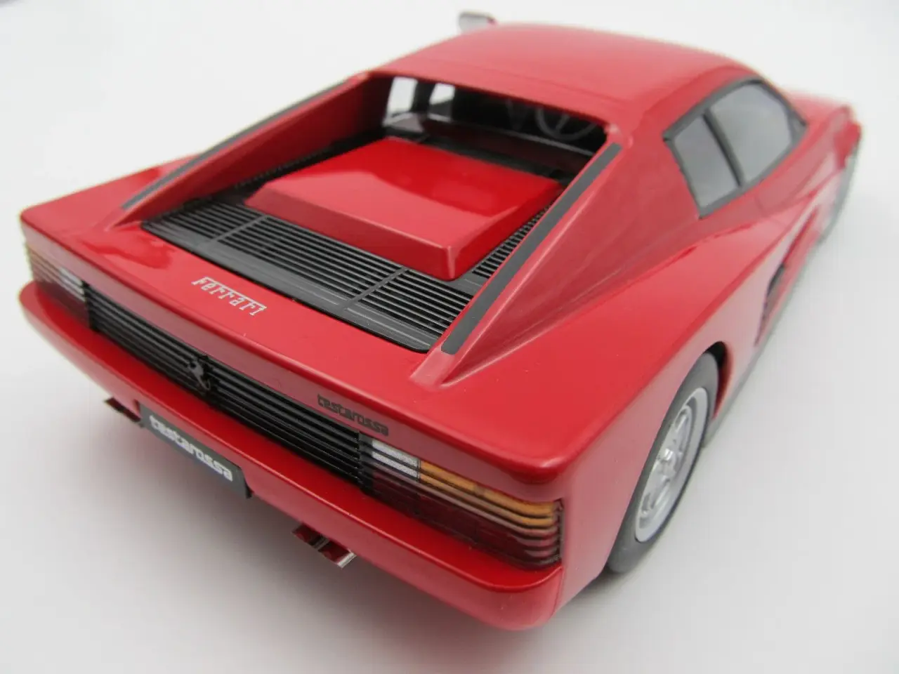Billede 7 - 1984 Ferrari Testarossa - 1:18 Limited Edition