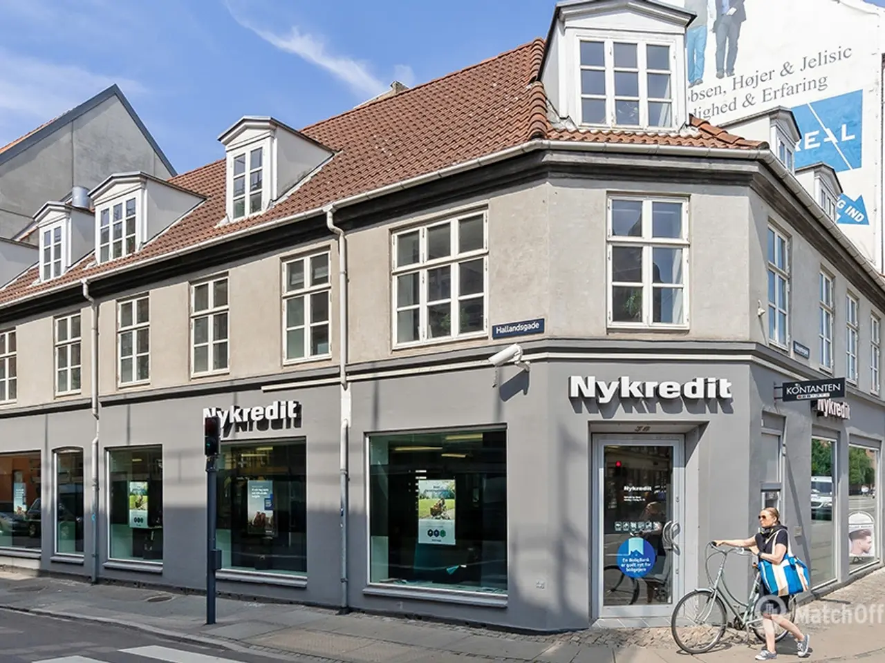 Billede 1 - Spændende ejendom med stor synlighed med mulighed for etablering af klinik/kontor