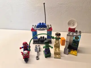 Duplo Spiderman og Hulk samt forskelligt andet,