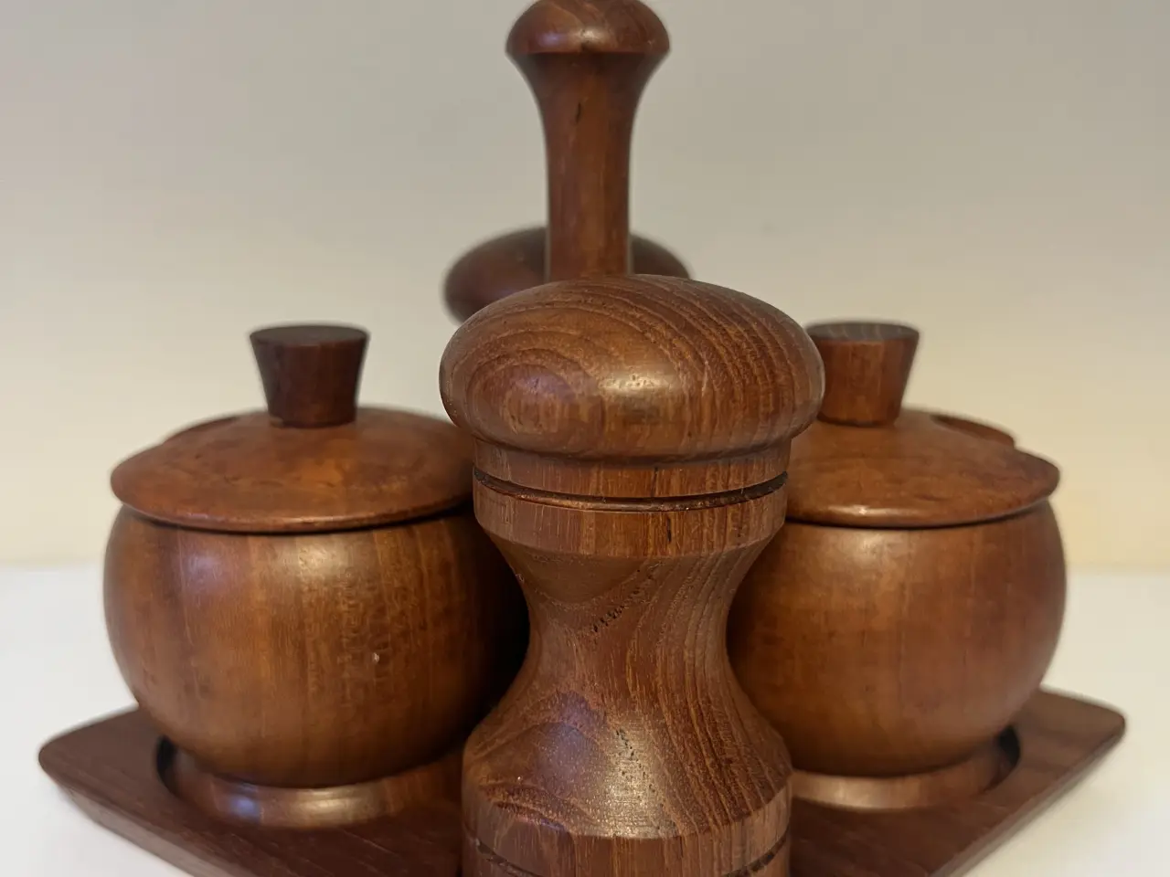 Billede 1 - Smuk platmenage i teak fra 60-70’erne