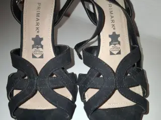 Højhælet Ruskinds Sandaler