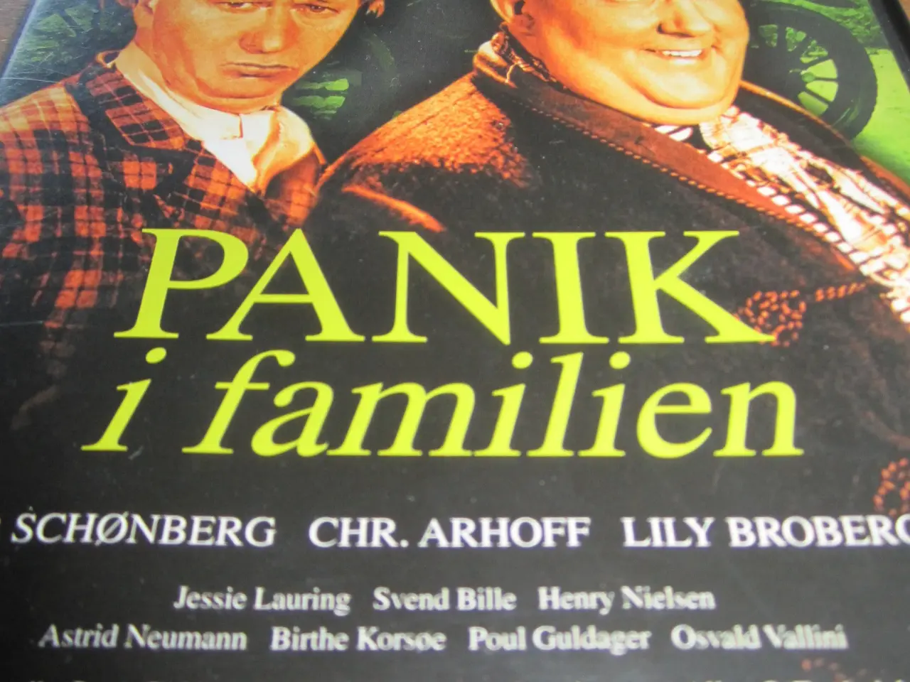 Billede 1 - BYD. PANIK I FAMILIEN. Dvd.