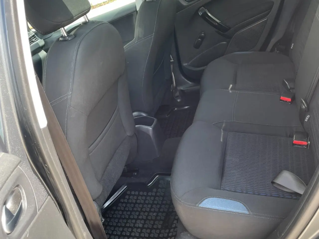 Billede 8 - Peugeot 208 1,6 e-HDi 114 Allure