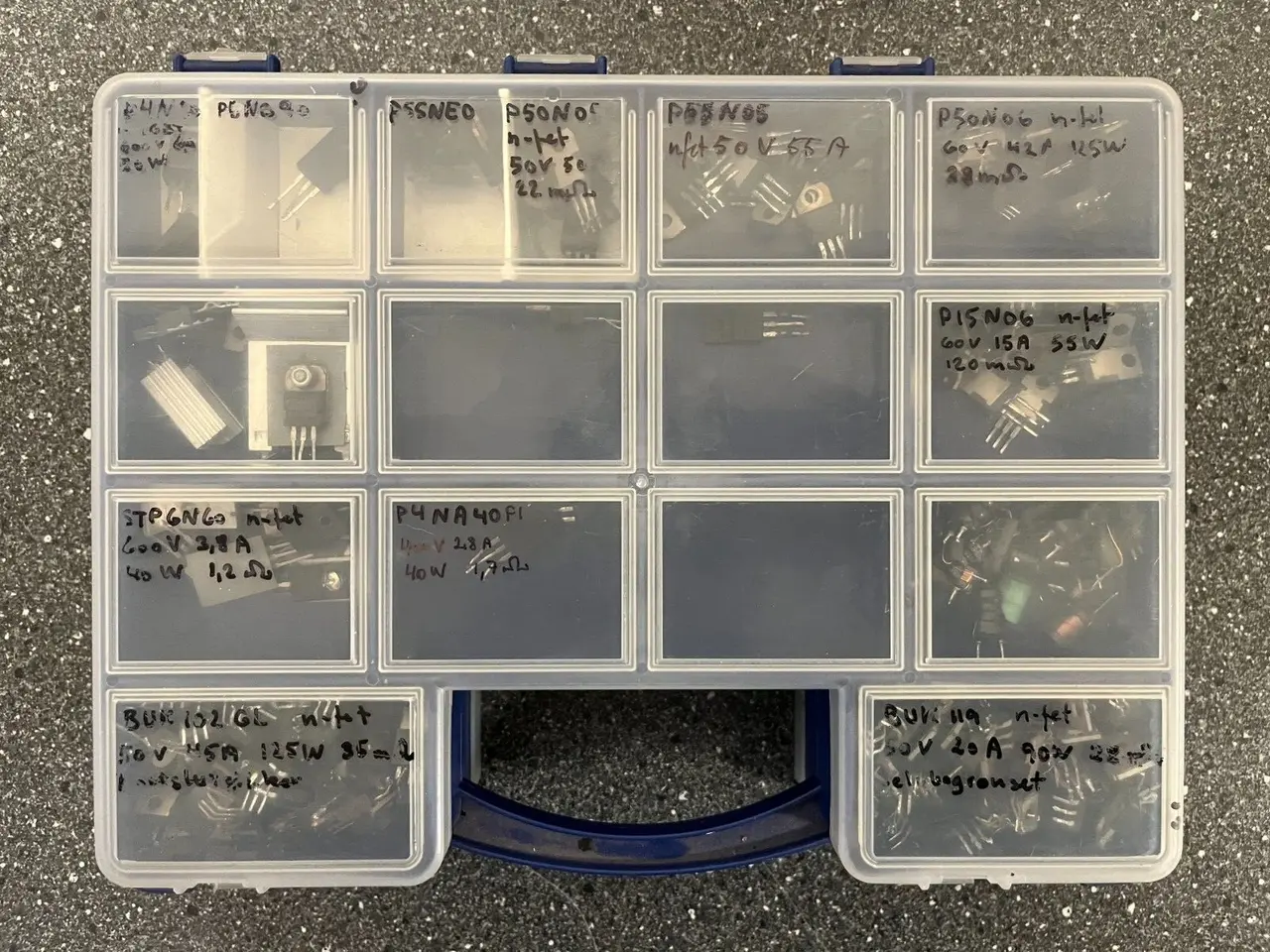Billede 1 - Double-Sided Organizer Box med blandet Capacitors,