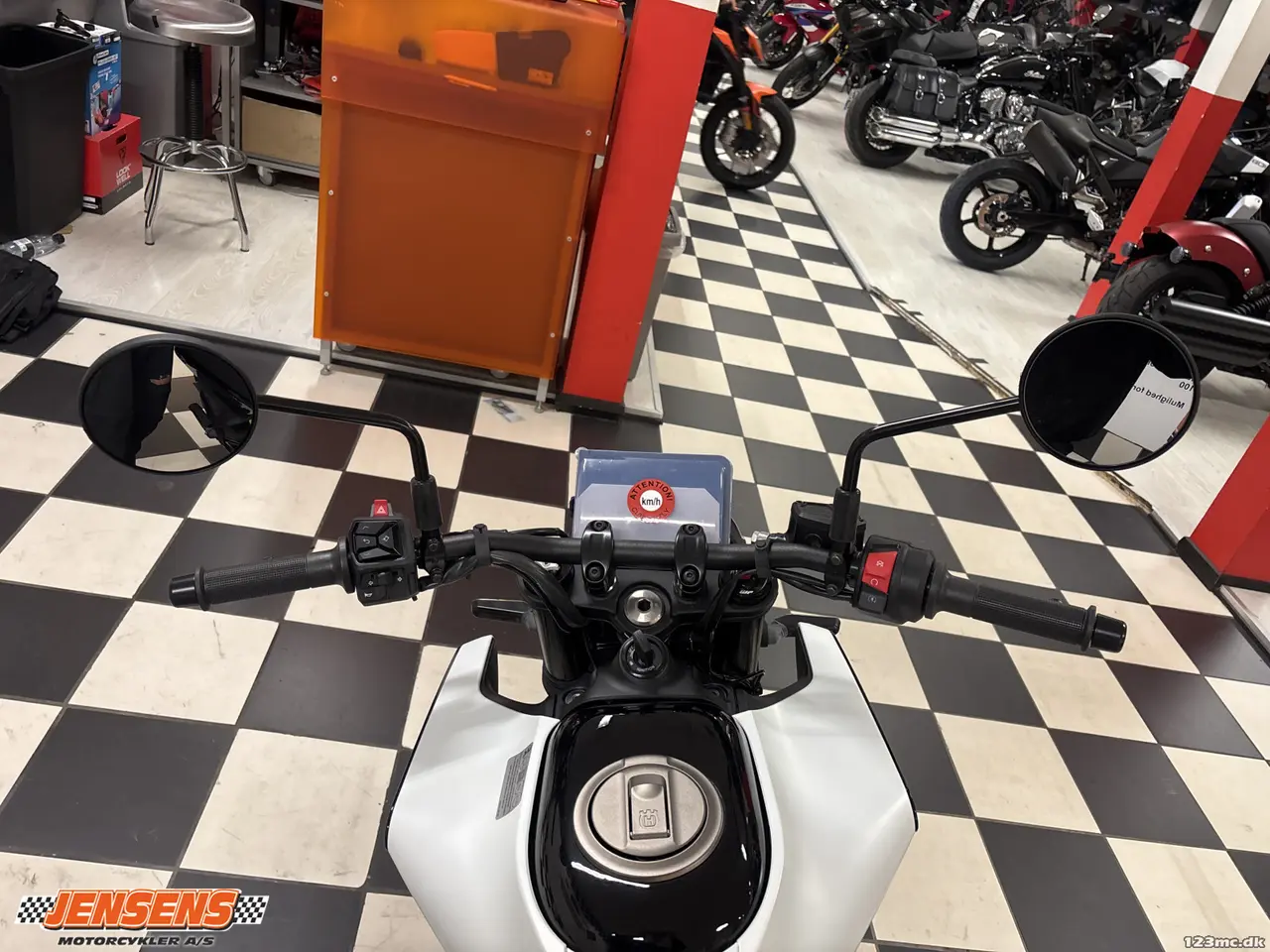 Billede 9 - Husqvarna Vitpilen 401