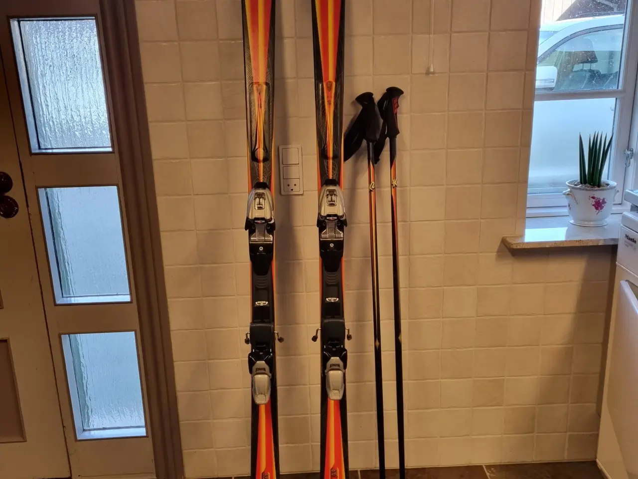 Billede 1 - Skiudstyr sælges