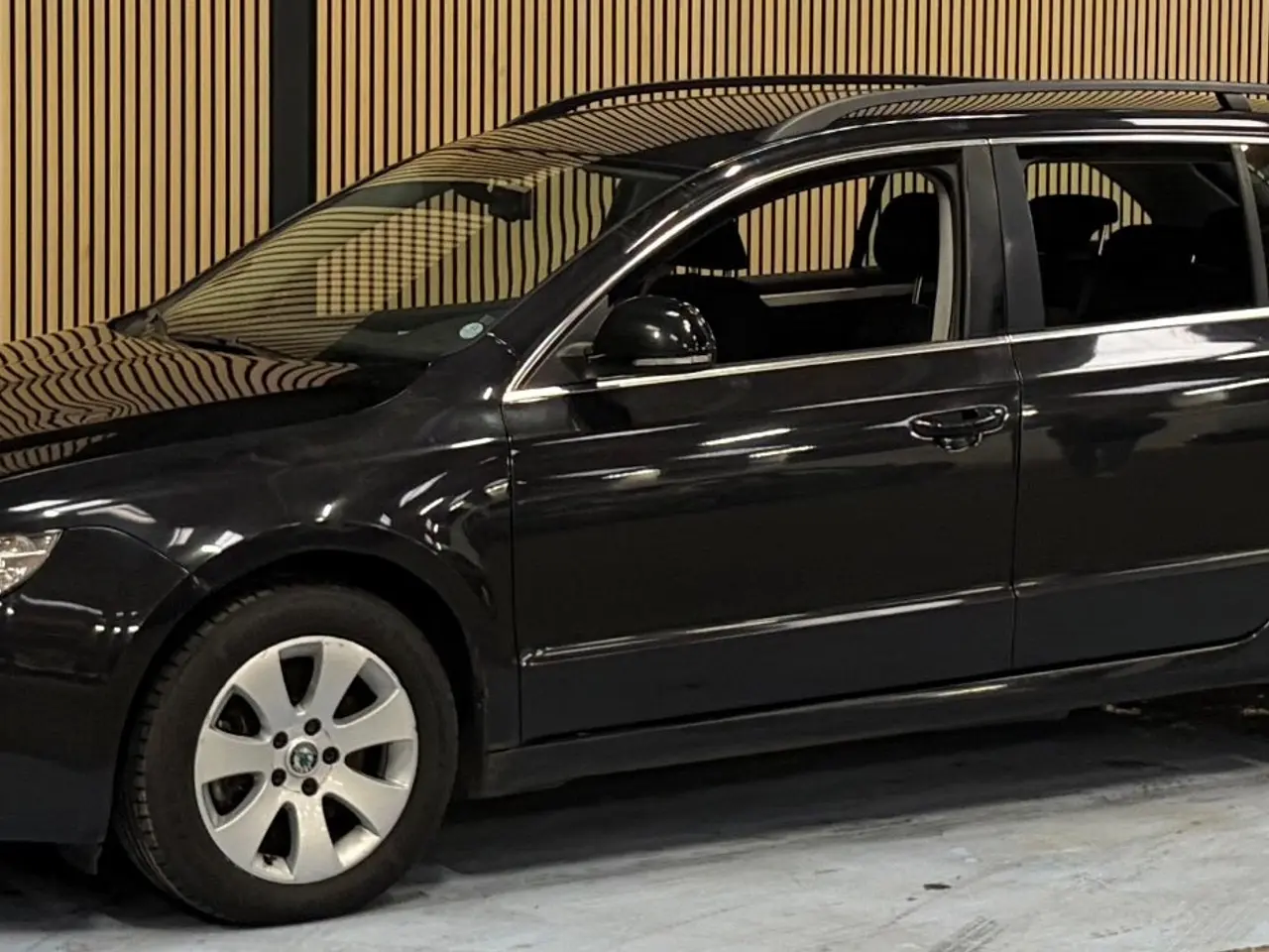 Billede 1 - Skoda Superb 2,0 TDi 140 Ambition Combi