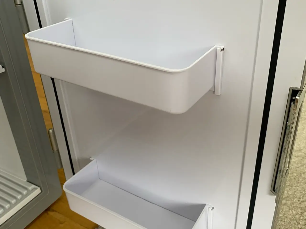 Billede 3 - Køleboks, mini køleskab. Termoelektrisk køleboks C