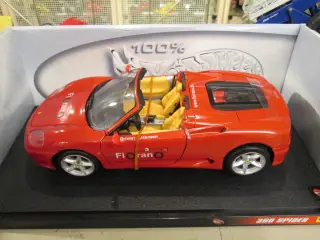 Modelbil Ferrari 360 Spider HotWheels 1:18