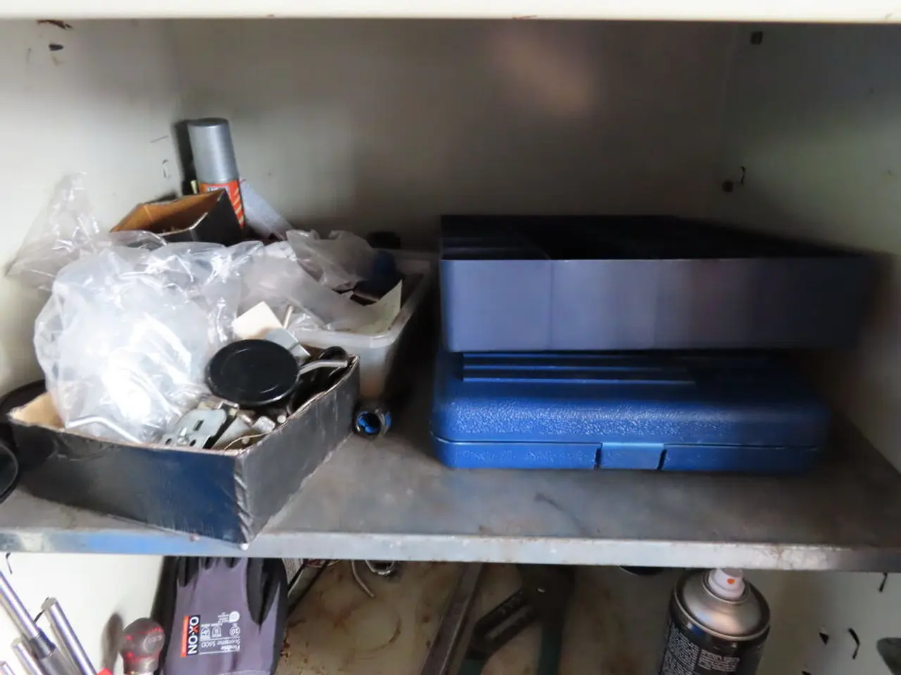 Billede 3 - Værkstedsrullevogn med indhold