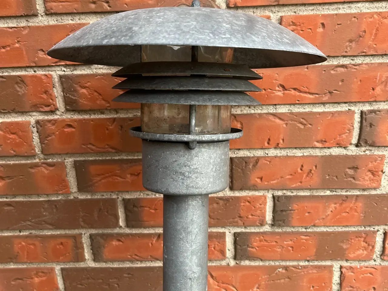 Billede 2 - Bedlampe galvaniseret
