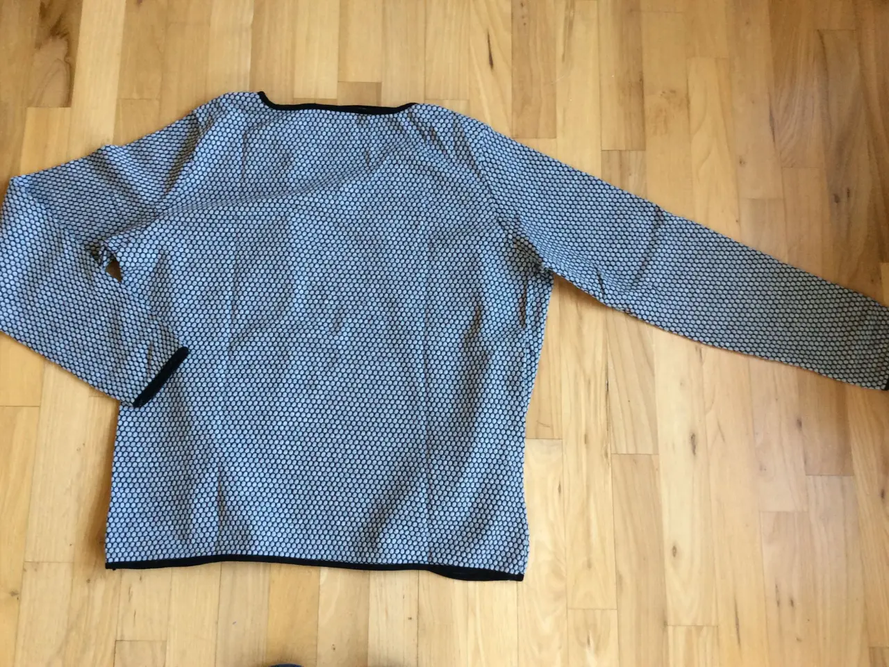 Billede 2 - Strik cardigan 
