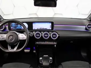 Mercedes CLA 200 AMG Line Edition , årgange 2020