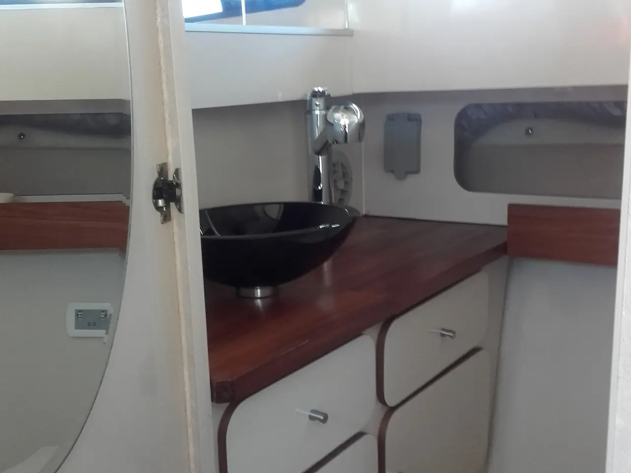 Billede 11 - Regal 272 Commodore årg. 1995