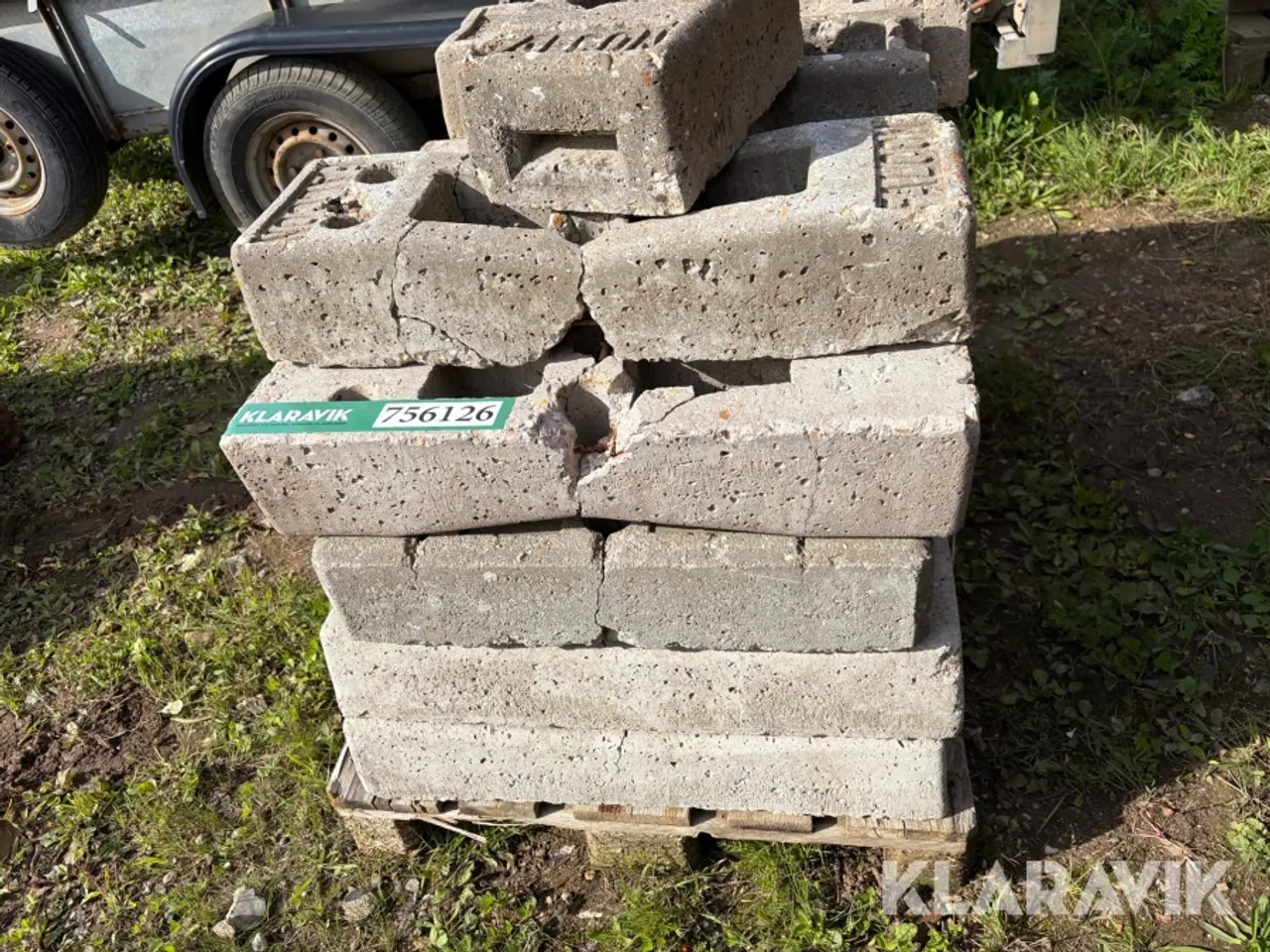 Billede 8 - Beton klodser til hegn 30 styk