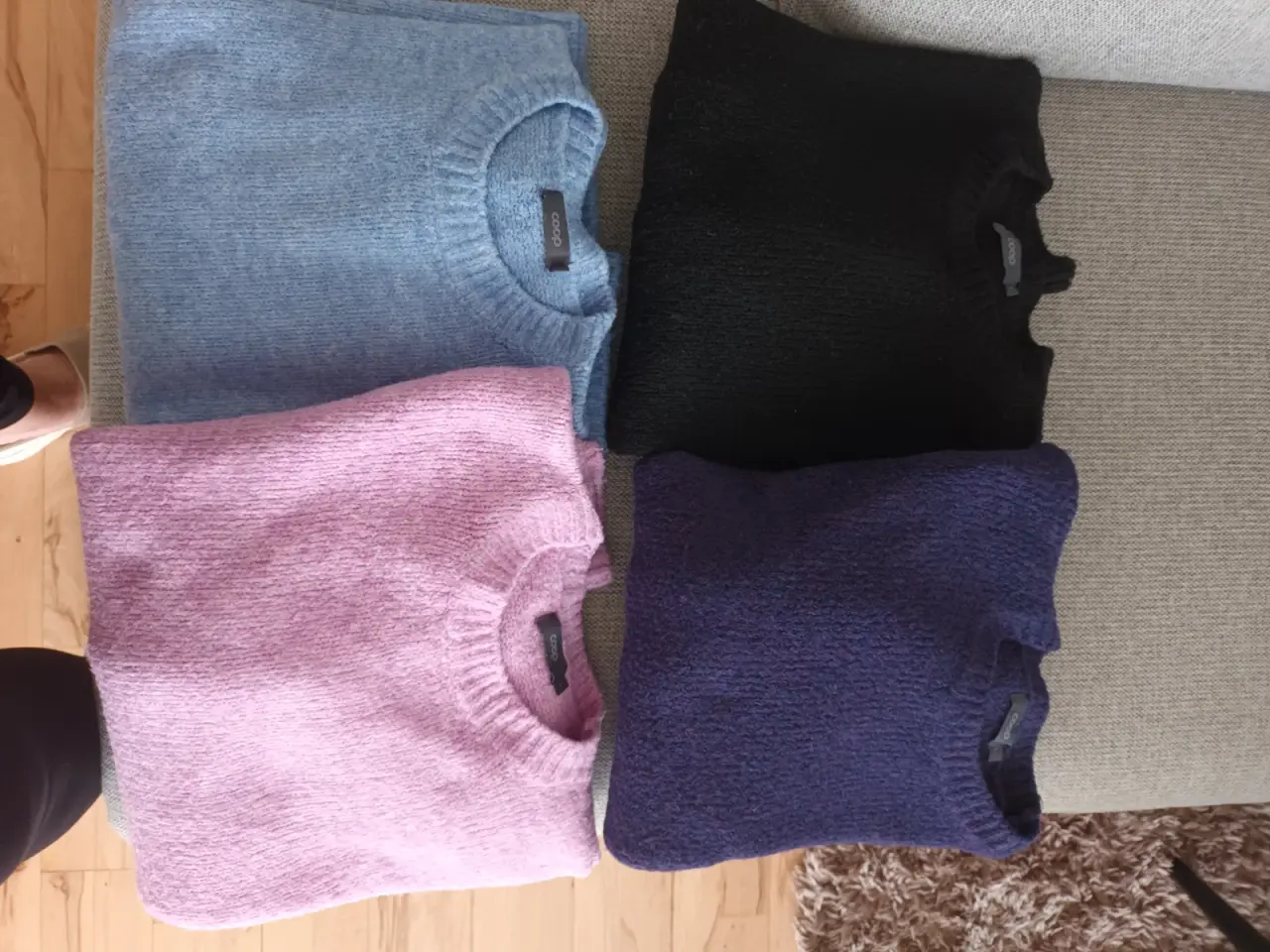 Billede 3 - Varm sort sweater str L