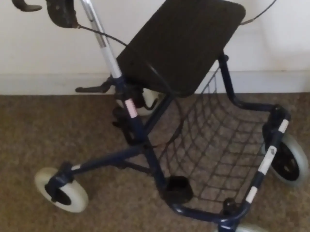 Billede 3 - rollator og stol