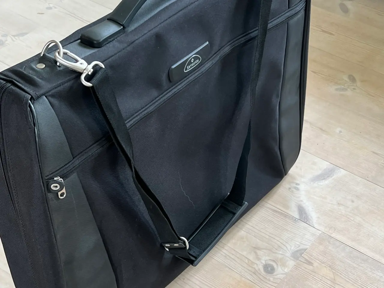 Billede 6 - Samsonite kuffert til jakkesæt