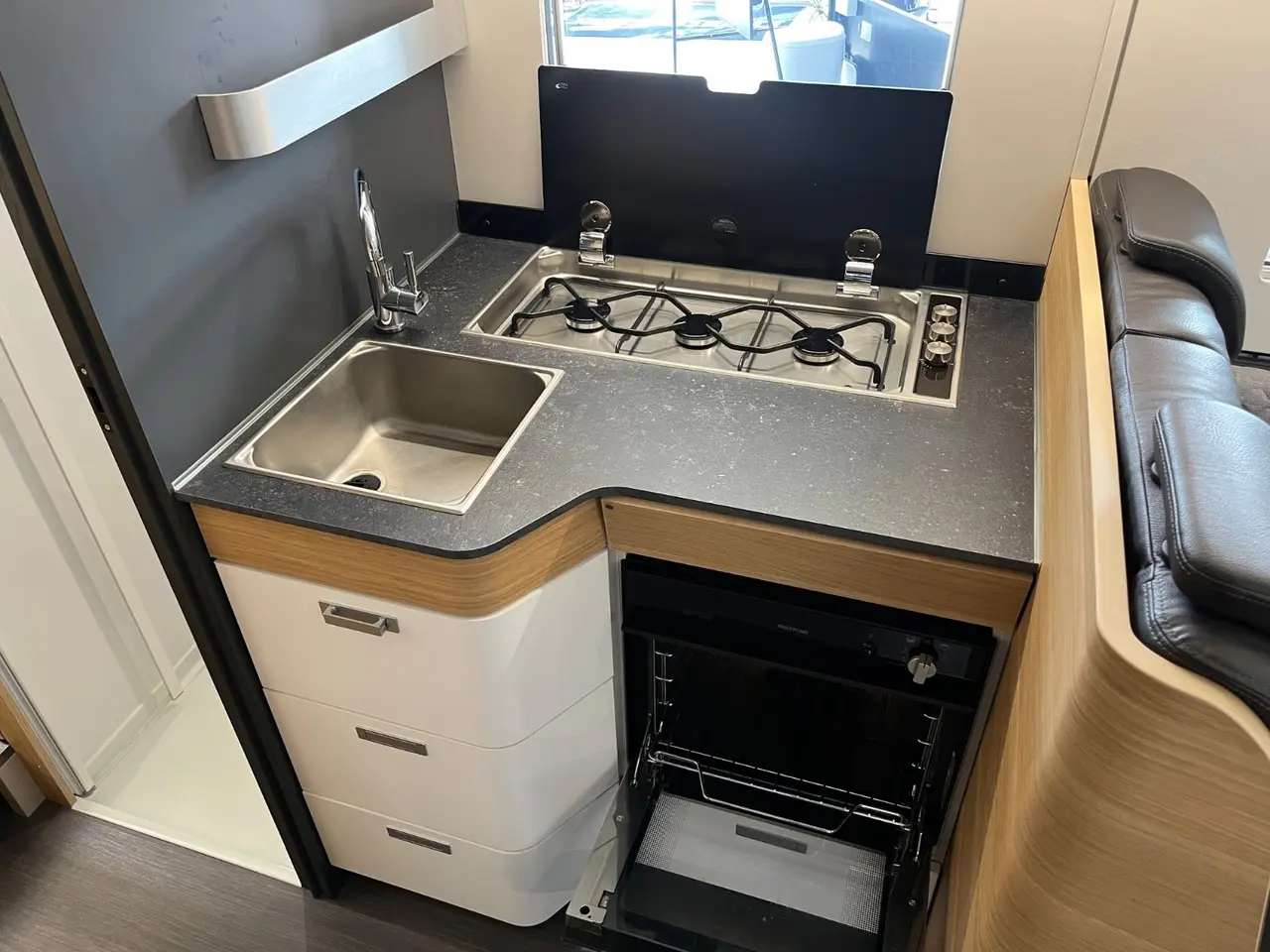 Billede 16 - Fiat Adria 2,3 Coral Plus 670 SLT aut.