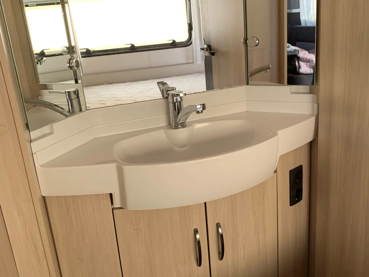 Billede 3 - Danmarks billigste Hobby 460 UFE de luxe 2021 
