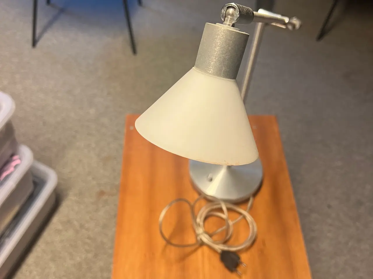 Billede 3 - Halogen bordlampe fra Frandsen/lyskilde