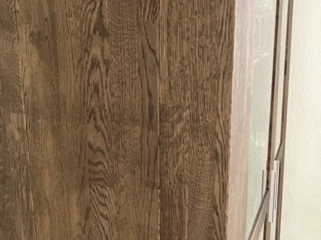 Billede 2 - Vitrineskab i olieret eg