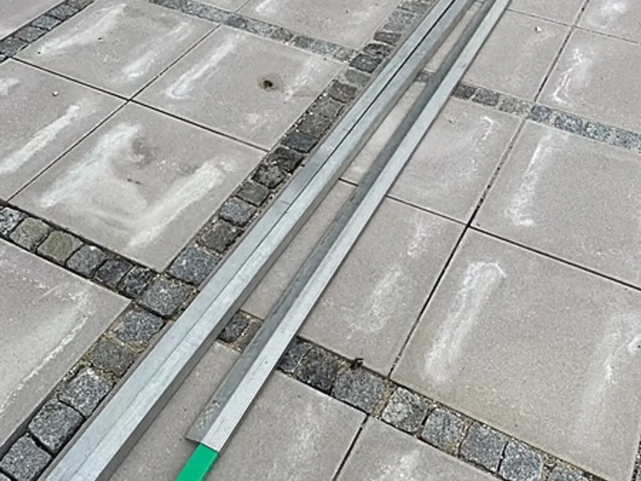 Billede 2 - Udlejes – Afrettersæt med 3 m trækskinne