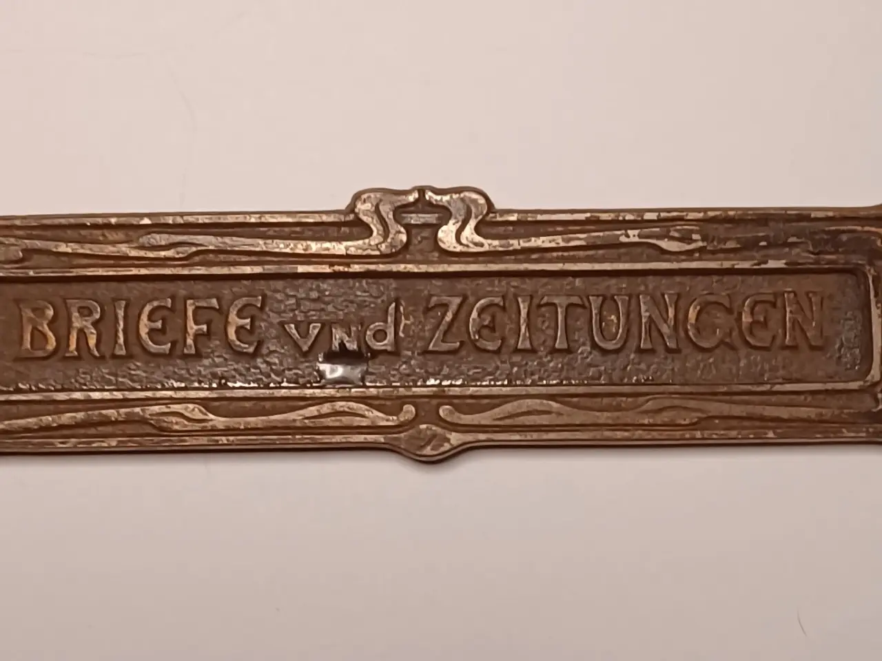 Billede 2 - Brevsprække, bronze