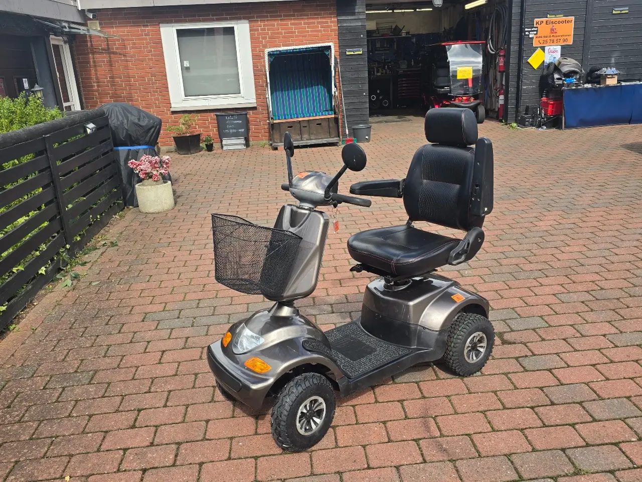 Billede 1 - Mocca elscooter årg 24